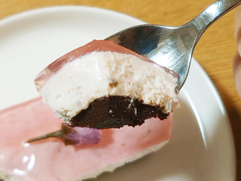 かくれんぼ 桜チーズケーキ