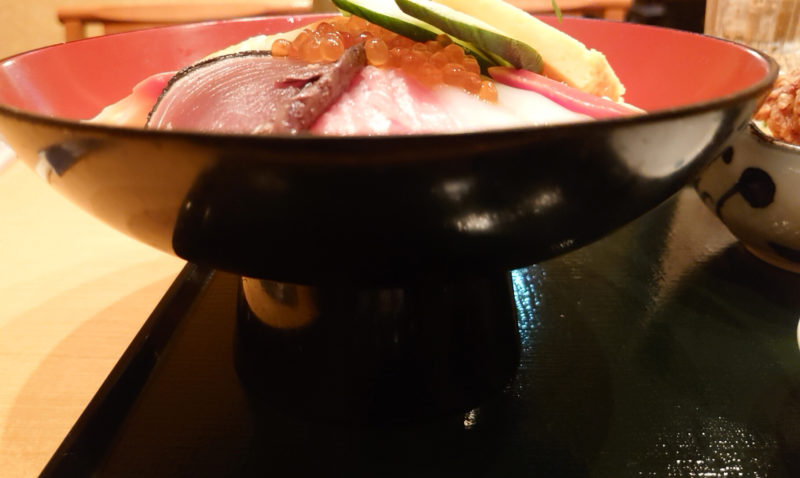 日本海庄や 赤羽西口店 海鮮丼（ミニ鶏唐揚付）