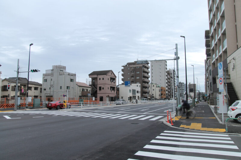 アパホテル 赤羽岩淵駅前