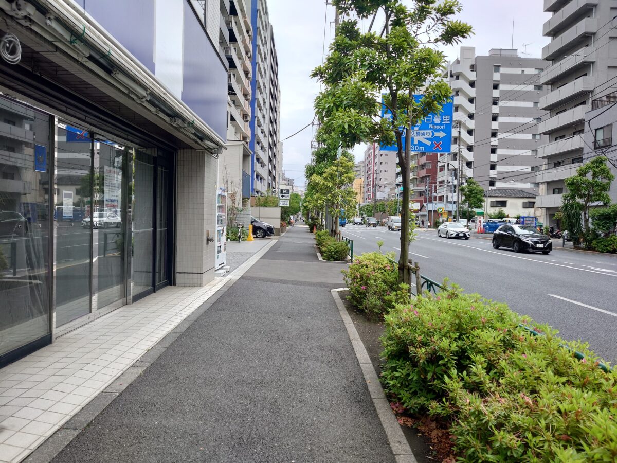洋服の青山 田端新町店