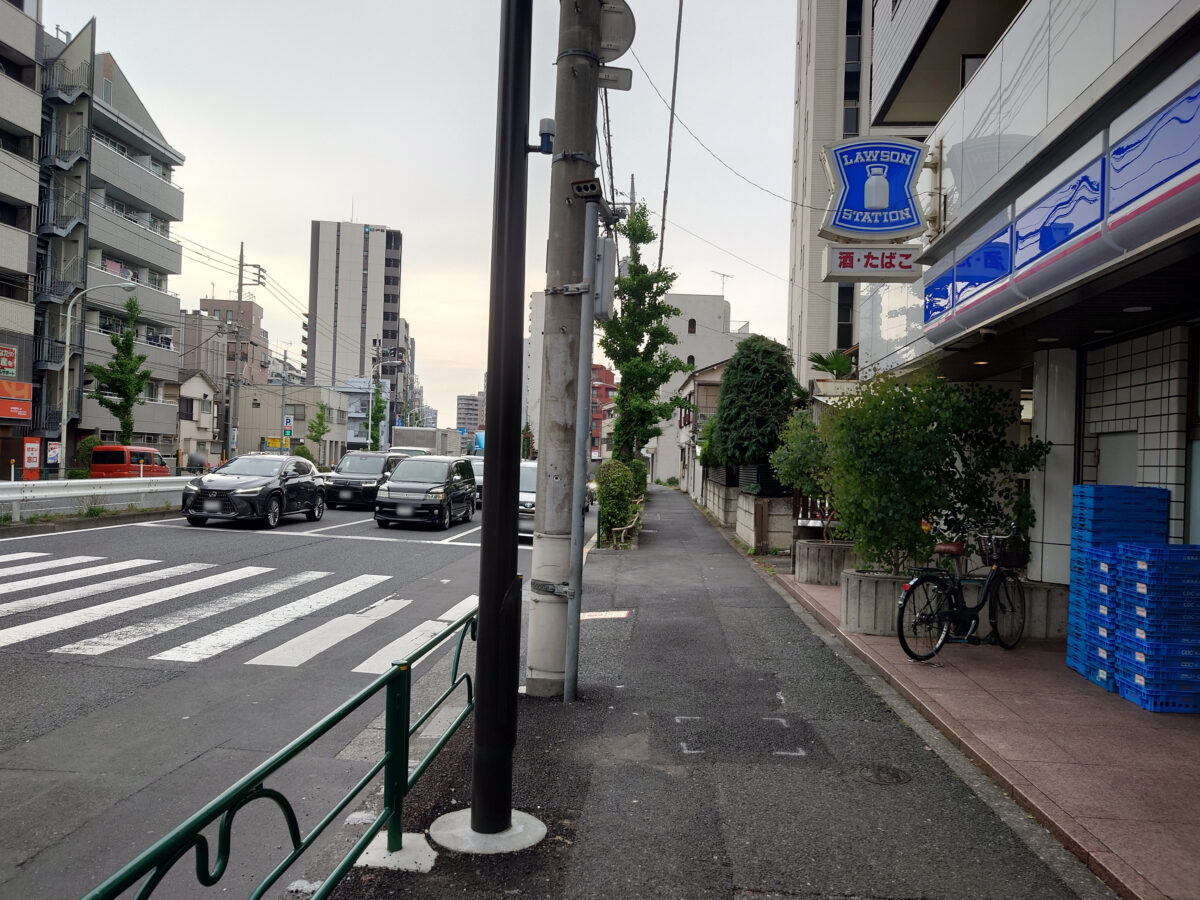 ローソン 志茂三丁目店