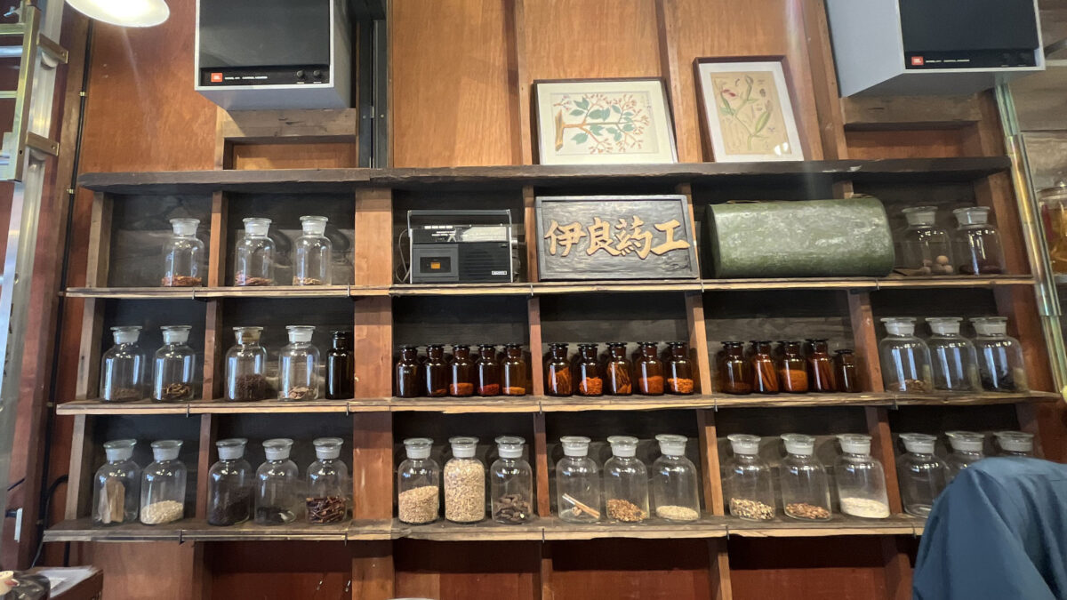 浅草 伊良コーラ 浅草六区