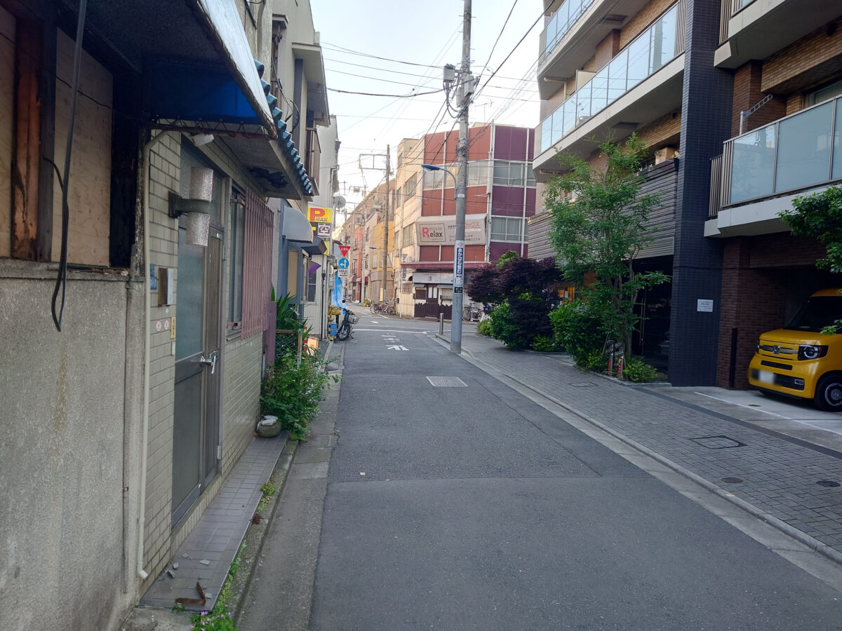 赤羽岩淵 トムヤミー TOMYUMMY