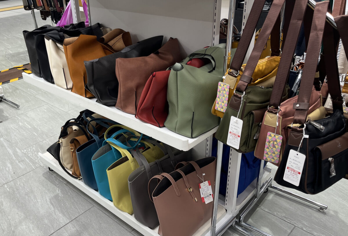 エキュート赤羽みなみ ヨリミチ広場