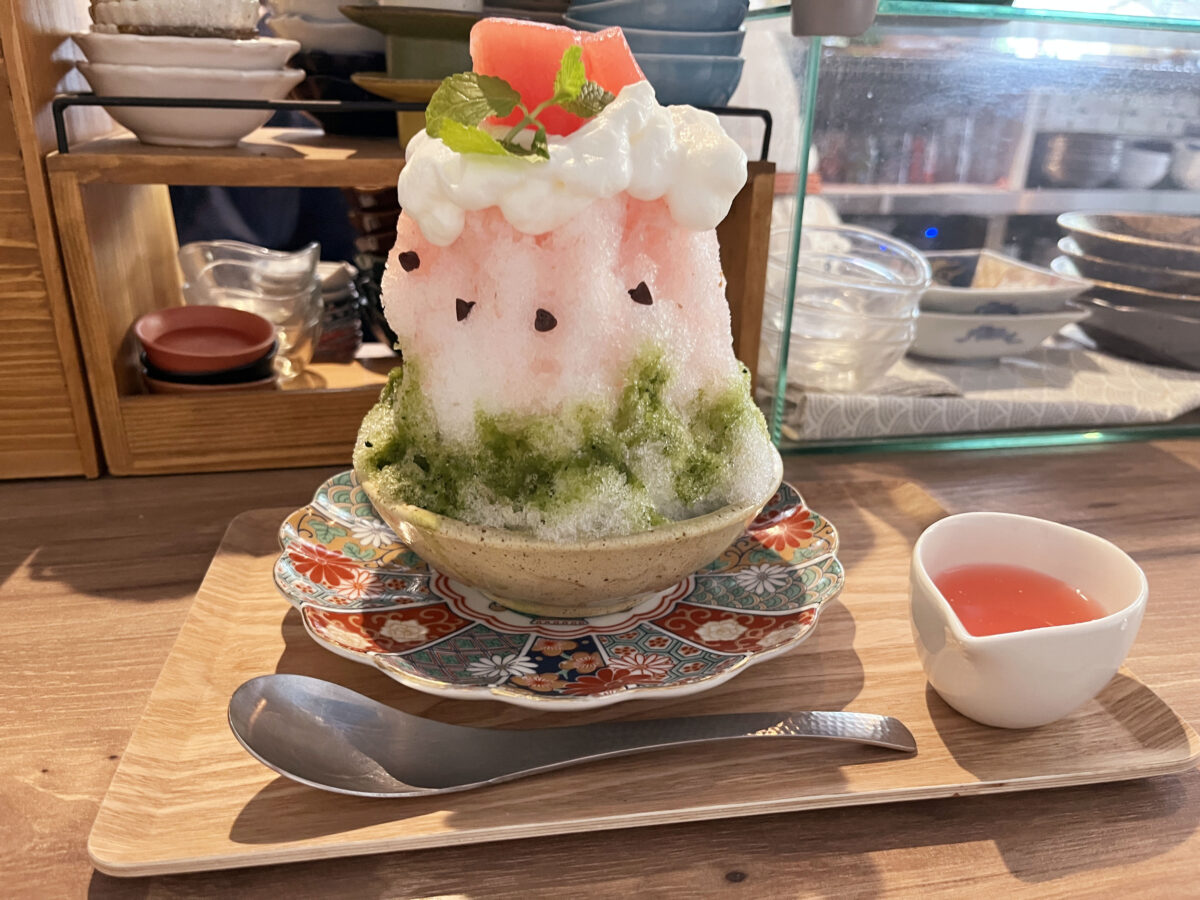 氷屋ハチ　赤羽