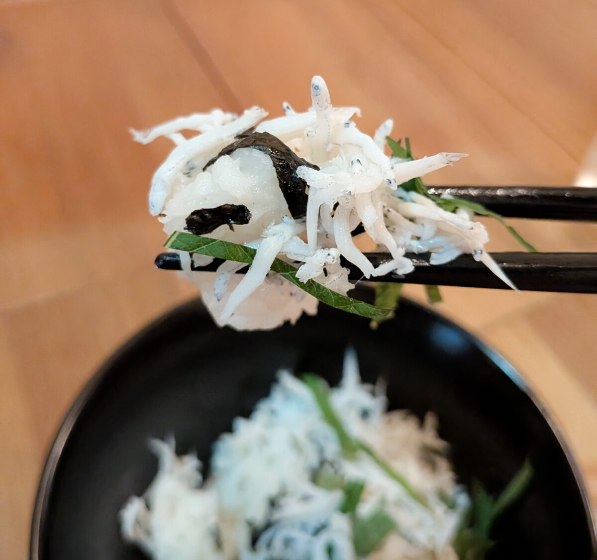 王子 居酒屋「みちしるべ」