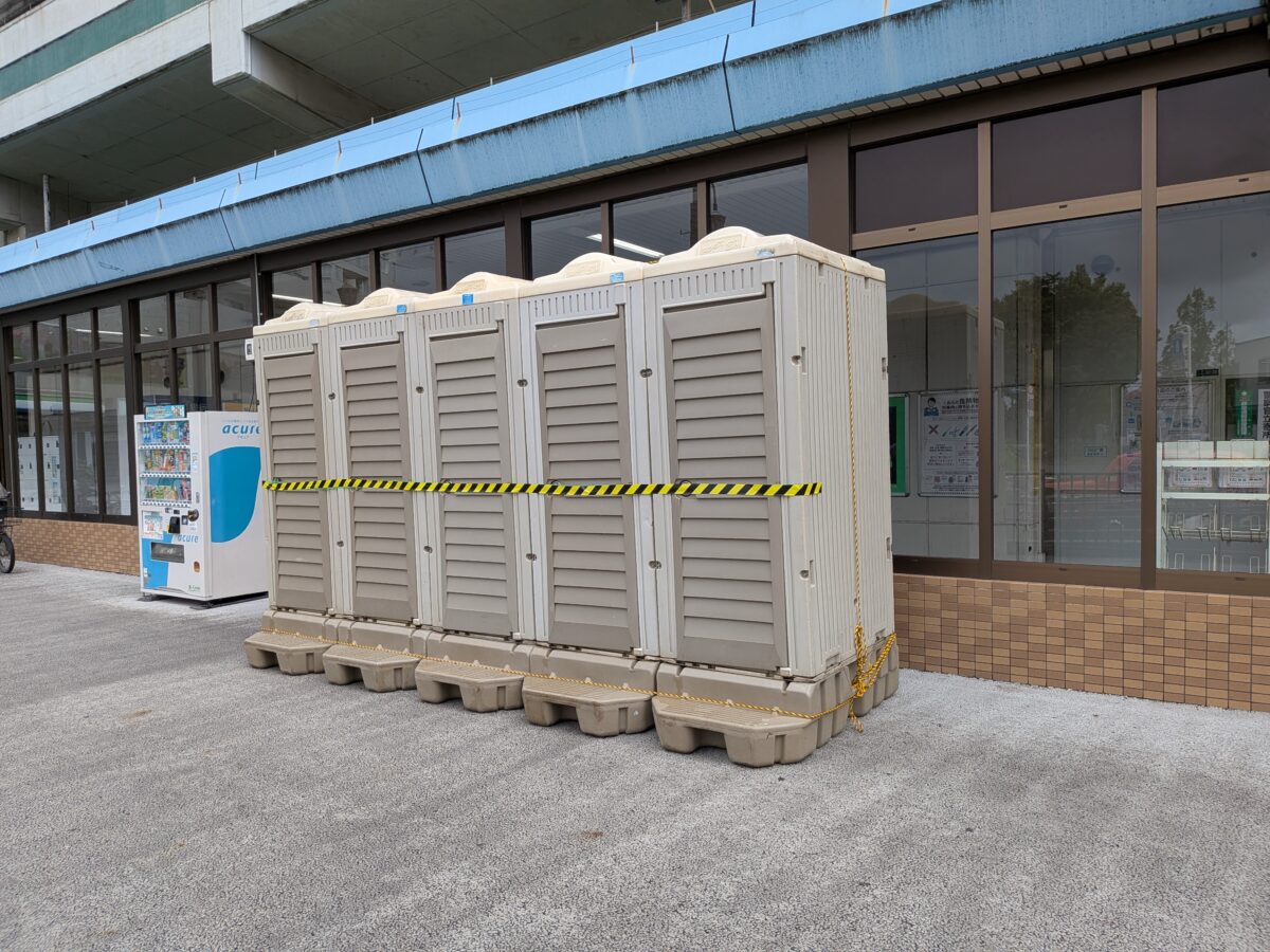 JR浮間舟渡駅前