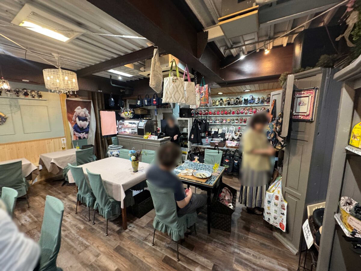エリーズカフェ