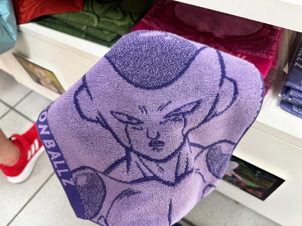 赤羽駅ドラゴンボールPOP UP STORE