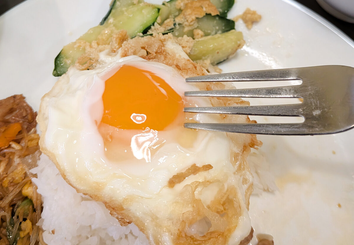 やまとん食堂 ランチ おかずぶっかけごはん