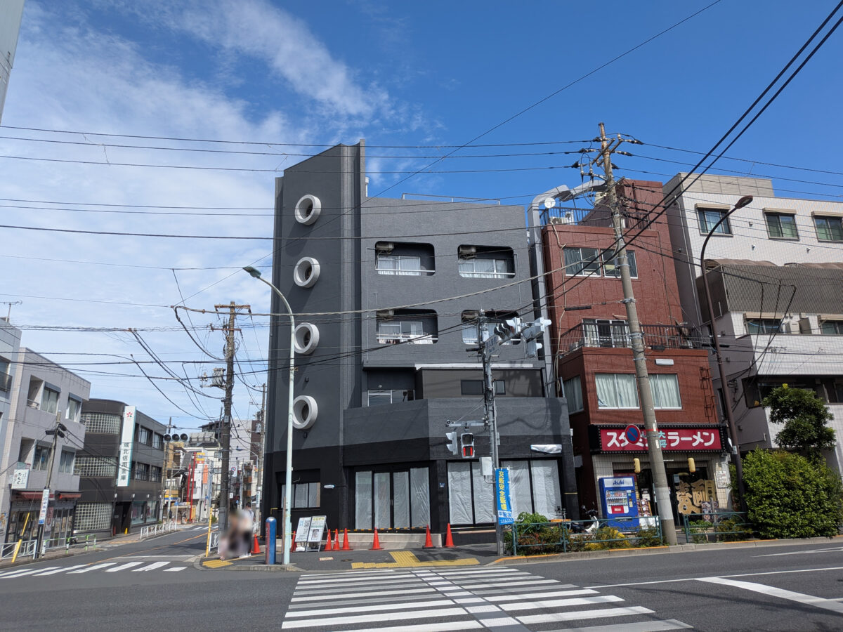 尾久駅前