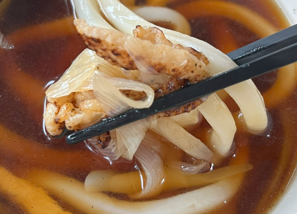 赤羽 うずまき 鶏ごぼうつけうどん