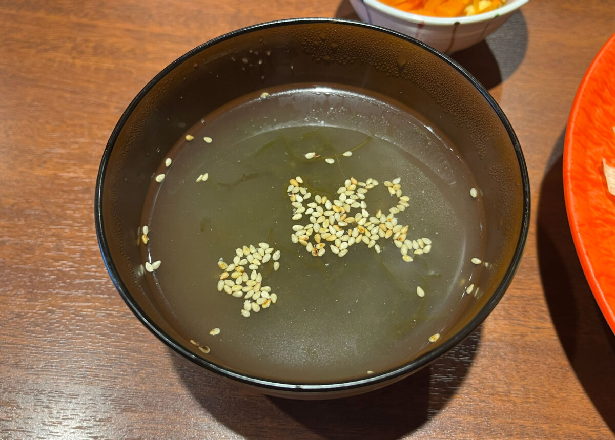 王子 琉球居酒屋クオッカ タコライス