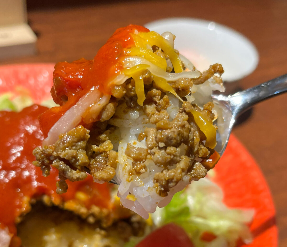 王子 琉球居酒屋クオッカ タコライス