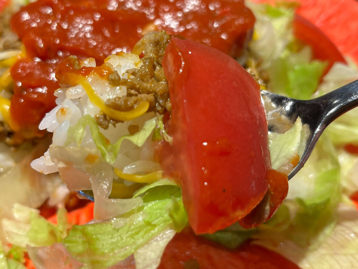 王子 琉球居酒屋クオッカ タコライス