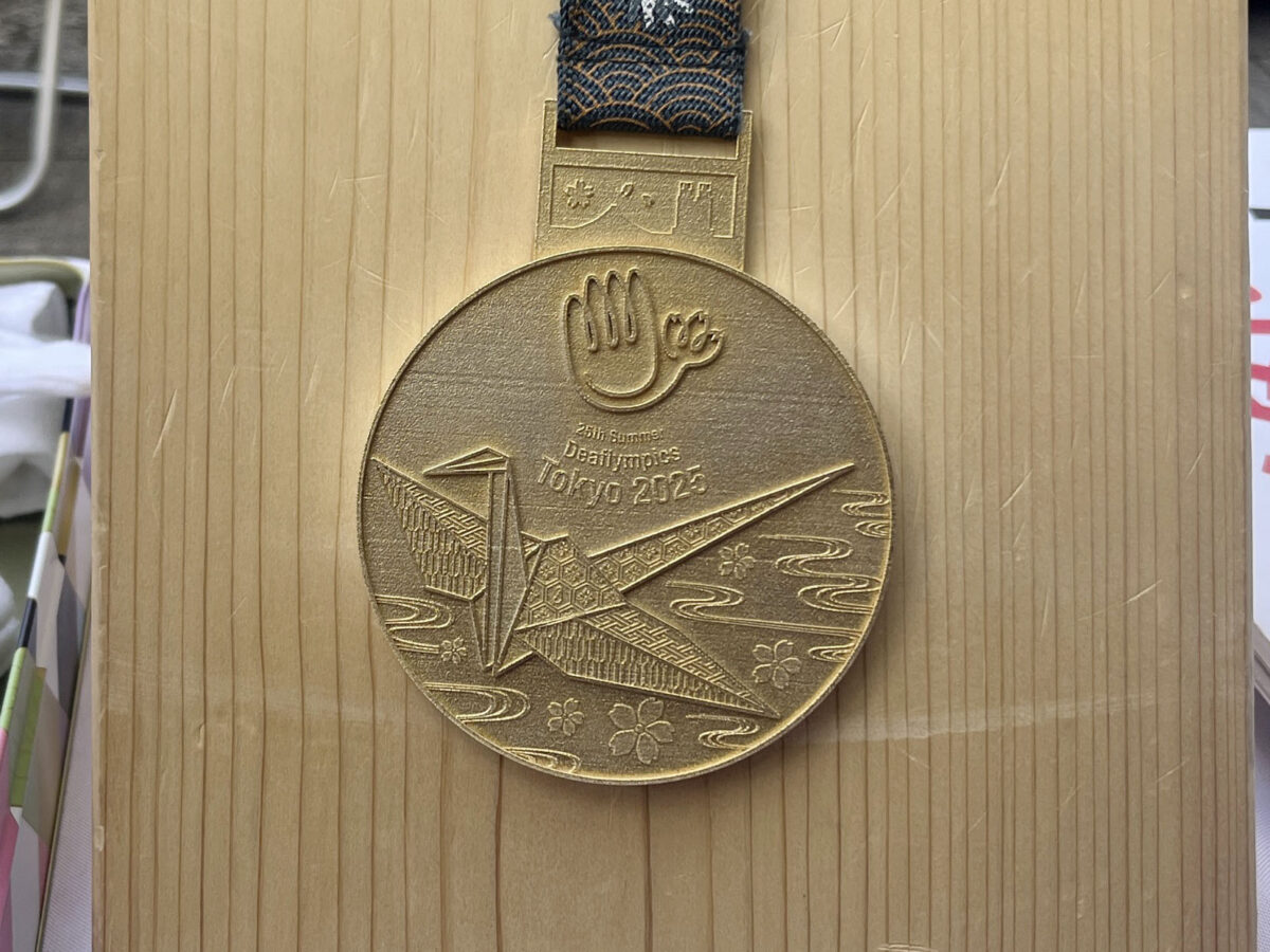 北区 デフリンピックPRキャラバンカー