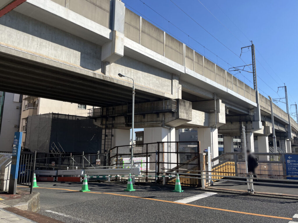 東十条駅南口 エレベーター工事