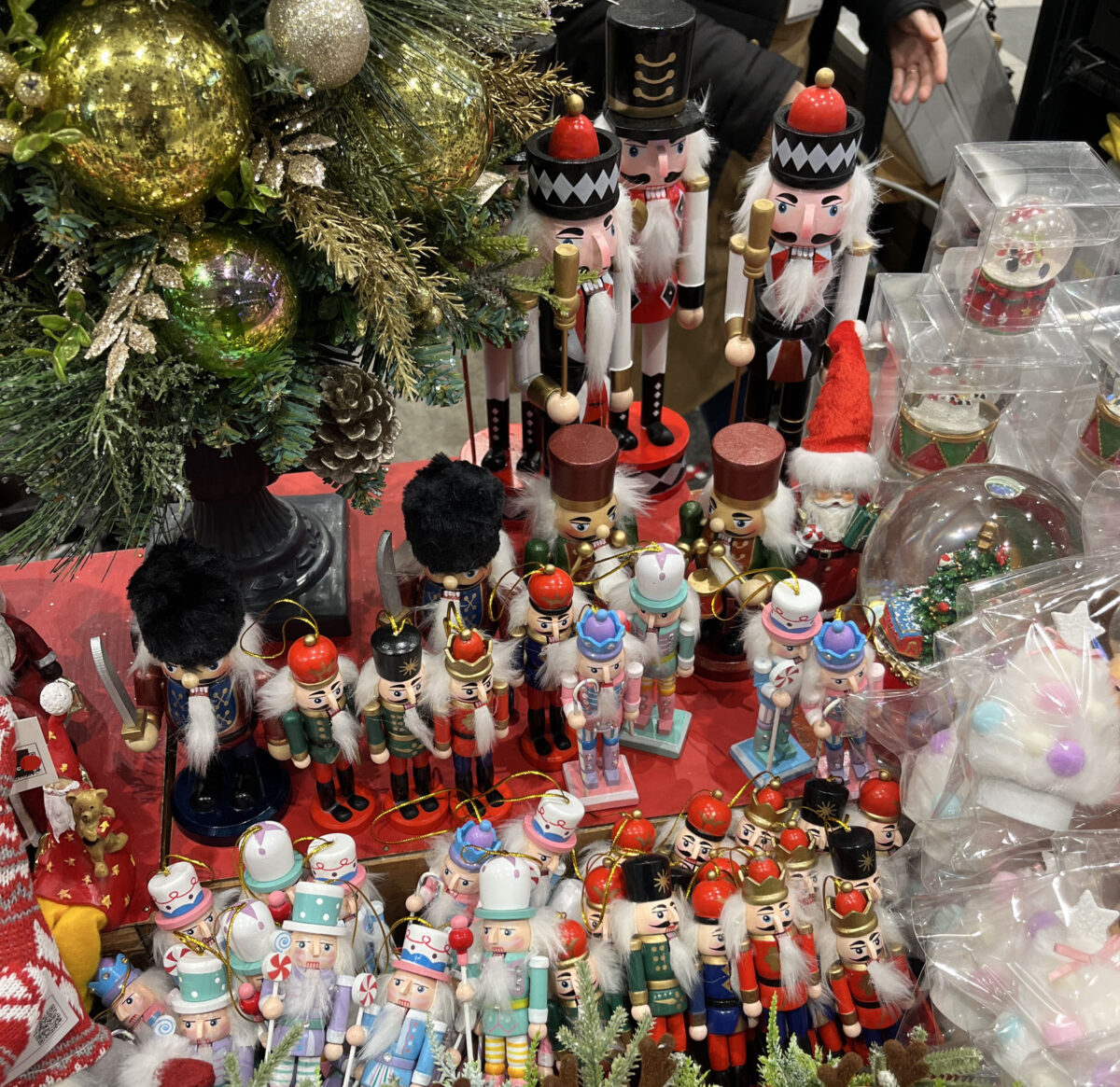 エキュート赤羽ヨリミチ広場 きた