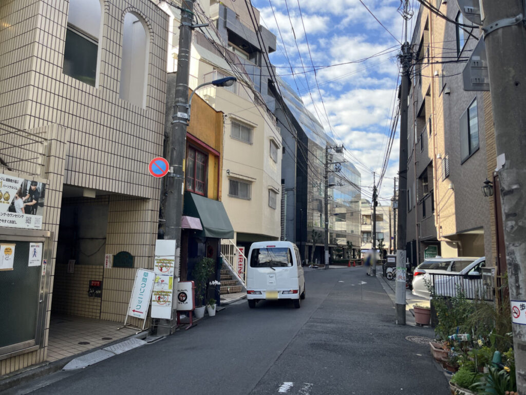 板橋 滝野川 肉の八十二食堂 マルイ