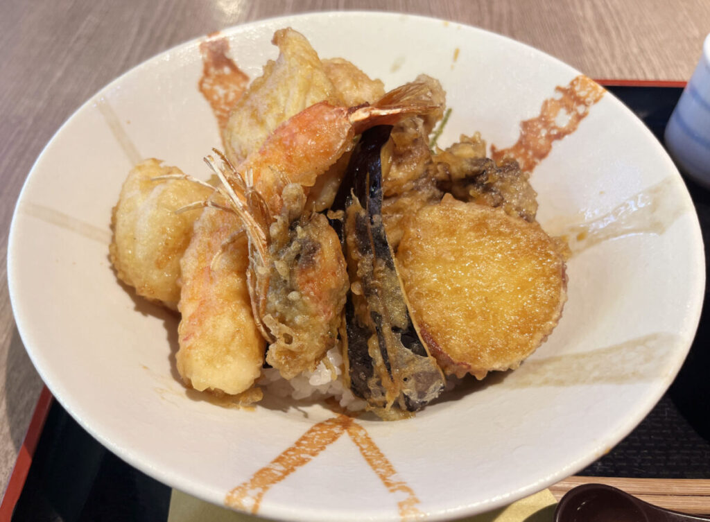 赤羽 カドナシヤ