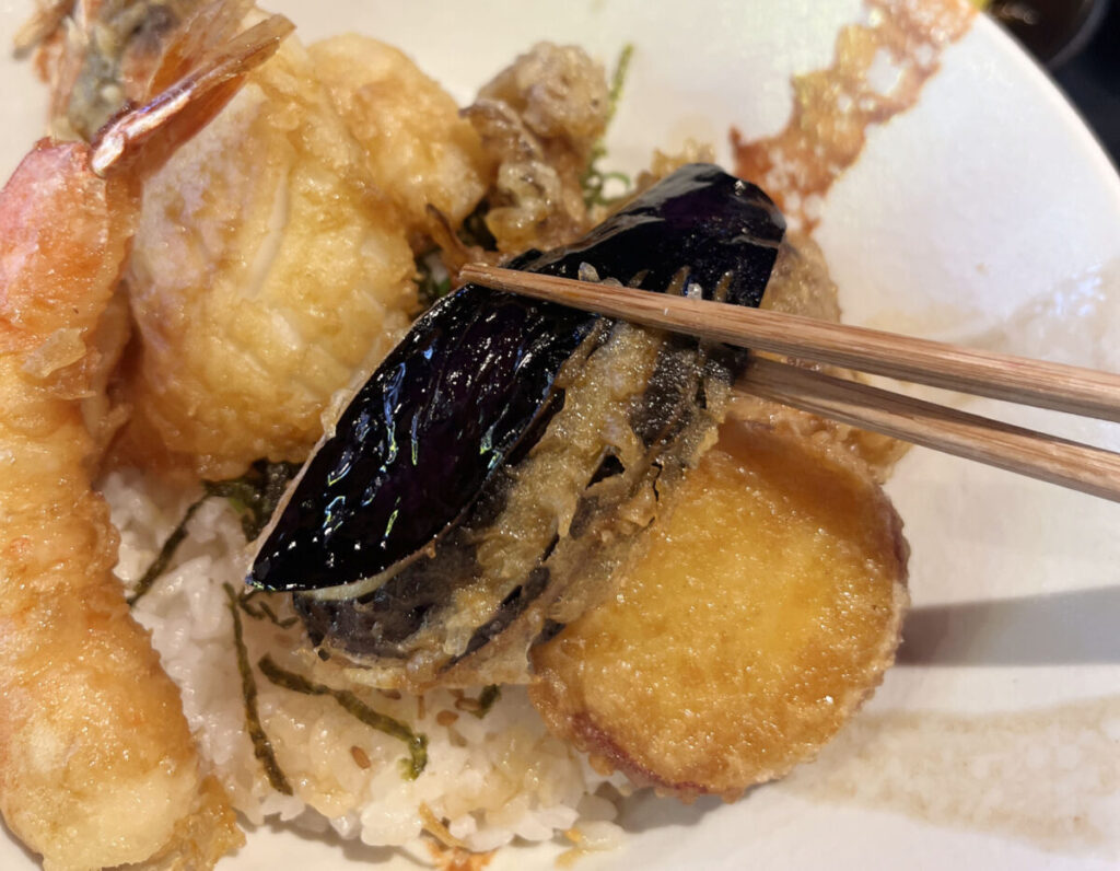 赤羽 カドナシヤ