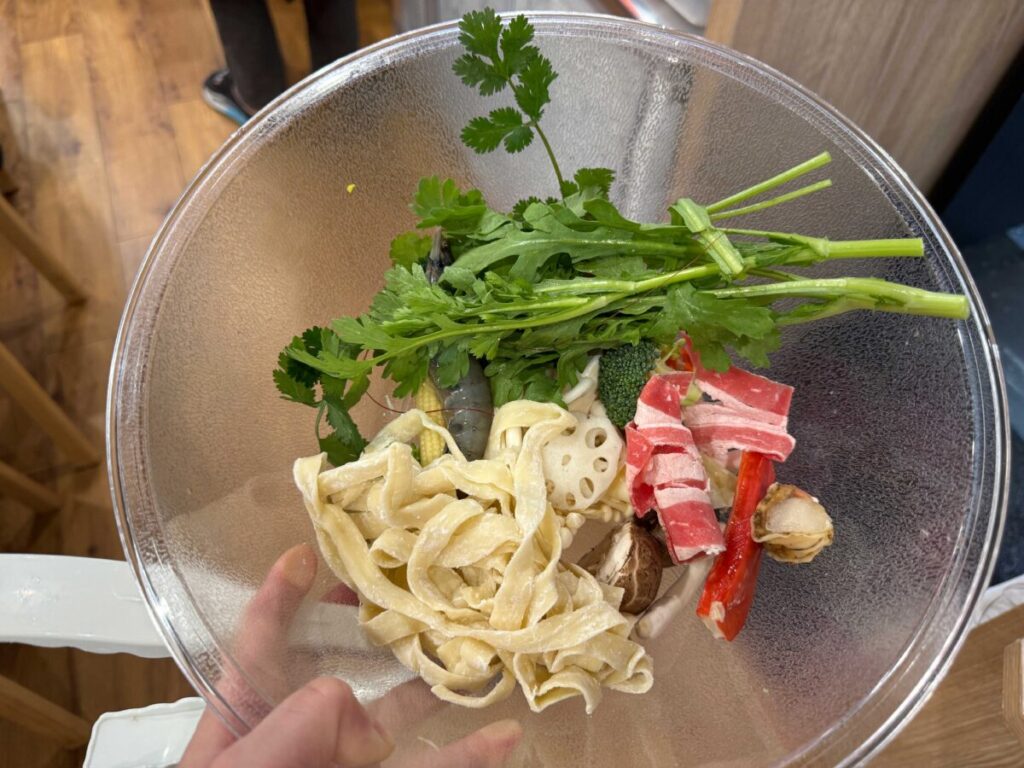 暁七麻辣湯 王子店