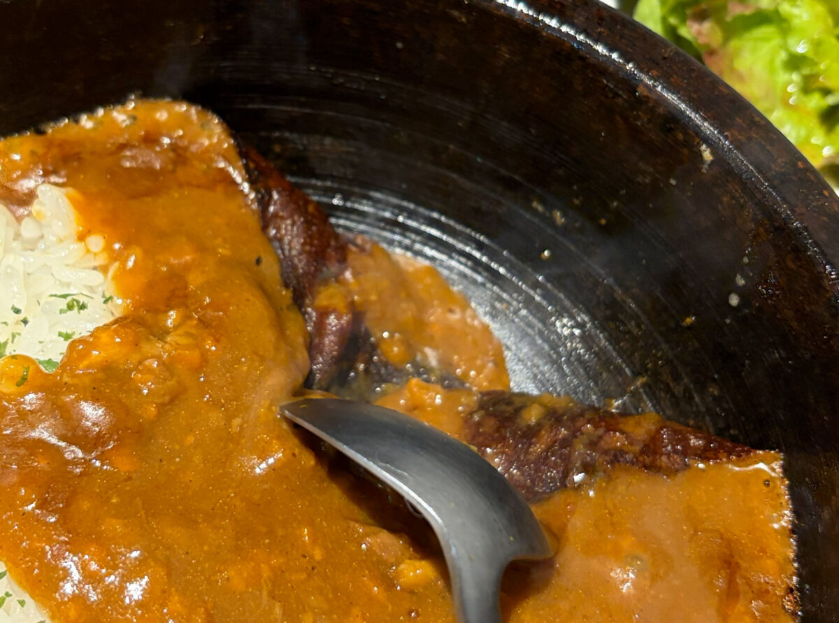 焼肉てらてら 赤羽 石焼牛すじカレー