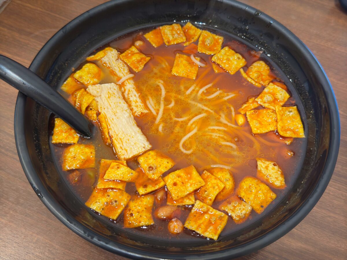 尚尚酒場　かたつむりラーメン