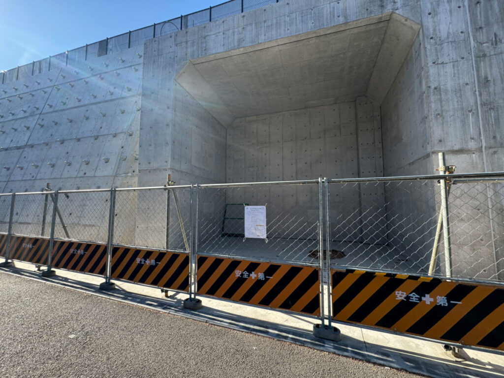 赤羽駅西側自転車駐輪場
