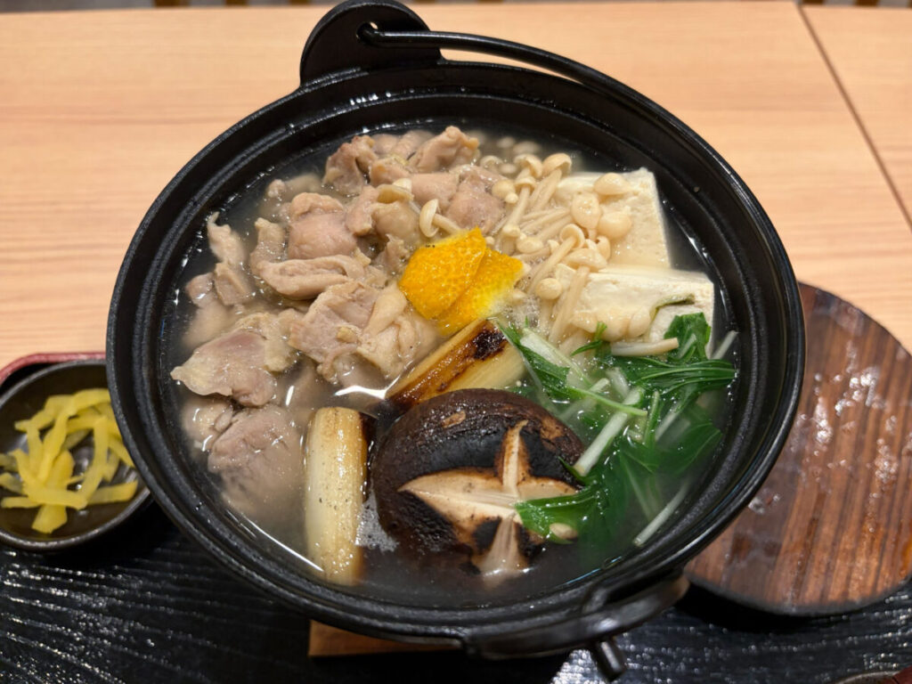 鳥王 赤羽ビビオ 鶏鍋定食