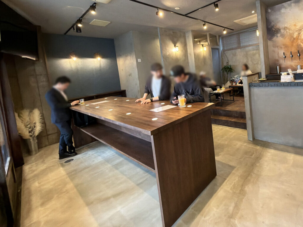 王子 ATAKAZE STAND 店内