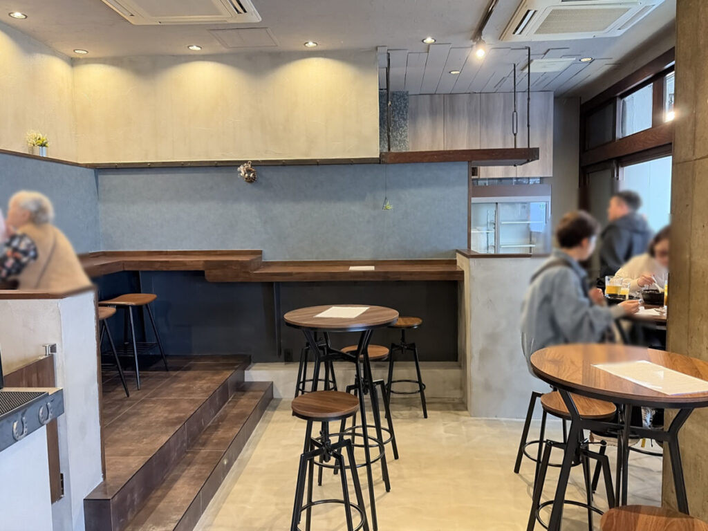 王子 ATAKAZE STAND 店内
